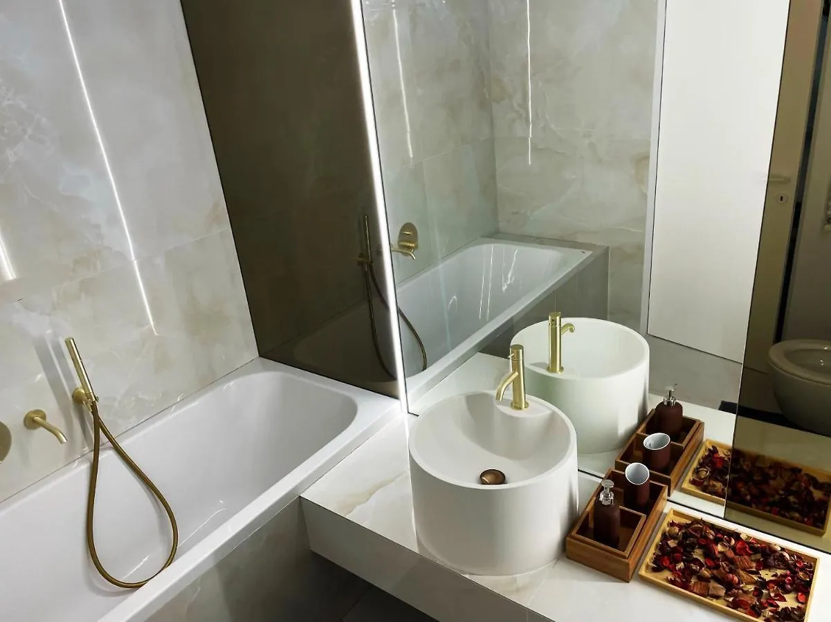 Luxury Apartment Wellness Bucharest 0*,